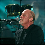 With Friends, Billy Joel Gives Shea Its Last Waltz
